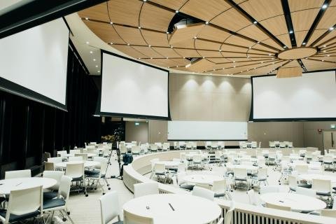 Round table dining setup